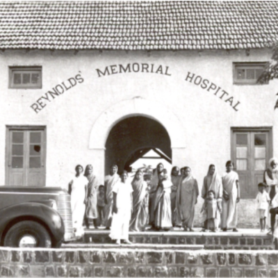 AGIR POUR LE BIEN D'AUTRUI ET SE RÉALISER :  ORPHA SPEICHER ET LE REYNOLDS MEMORIAL HOSPITAL